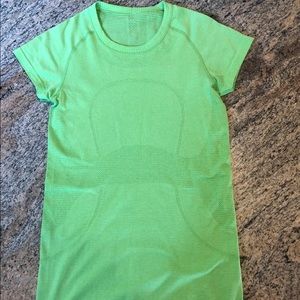 lululemon swiftly tech short sleeve